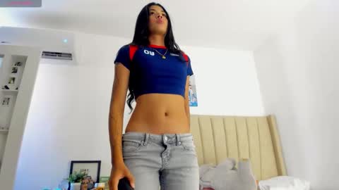 Snapshot of mady_edwards chatting on 4, 2, 2026 Mady online show from 4, 2, 2026