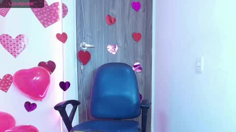 Snapshot of mady_gh chatting on 15, 2, 2025 mady  online show from 15, 2, 2025