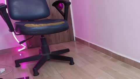 Snapshot of mady_gh chatting on 2, 3, 2025 mady  online show from 2, 3, 2025