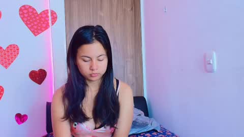 Snapshot of mady_gh chatting on 13, 9, 2025 mady  online show from 13, 9, 2025