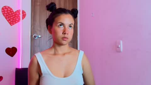 Snapshot of mady_gh chatting on 3, 10, 2025 mady  online show from 3, 10, 2025
