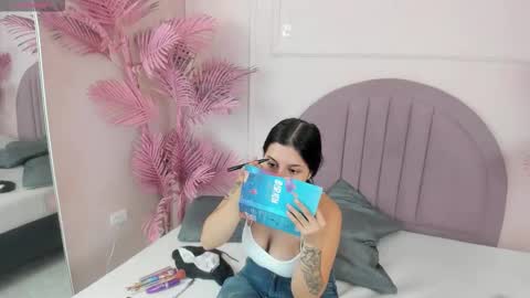 madyscarlett online show from 19, 10, 2025