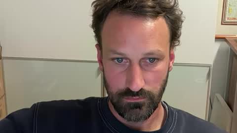 Snapshot of maenu_69 chatting on 15, 10, 2025 maenu_69 online show from 15, 10, 2025