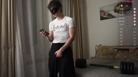 Snapshot of maestro3369 chatting on 20, 2, 2025 Mike XMaestro 3369 online show from 20, 2, 2025