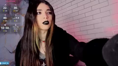 maevekuro online show from 6, 5, 2026