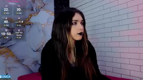 maevekuro online show from 7, 5, 2026