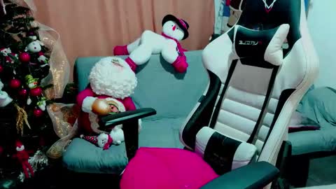 Snapshot of mafecito24 chatting on 15, 12, 2025 mafecito24 online show from 15, 12, 2025