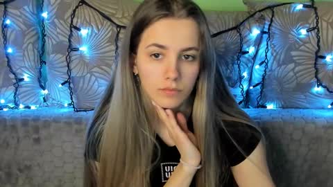 Maggie online show from 24, 2, 2025