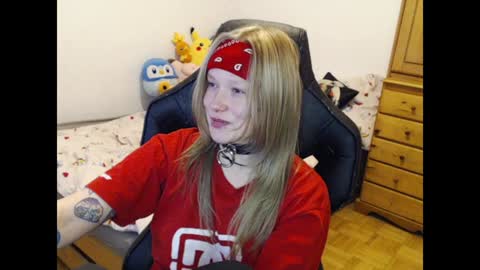 Magdalene Swaggy online show from 11, 1, 2025