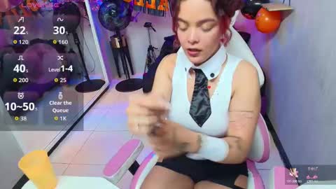 Snapshot of maggy_t18 chatting on 31, 10, 2025 Maggy online show from 31, 10, 2025