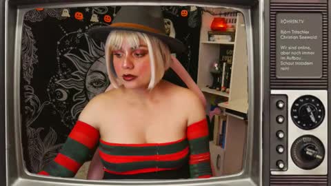 Claire online show from 26, 10, 2025