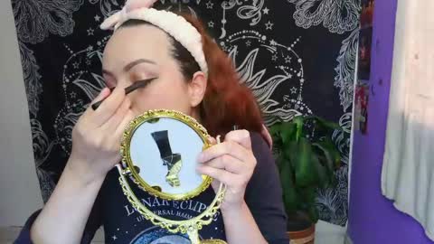 Claire online show from 6, 5, 2026