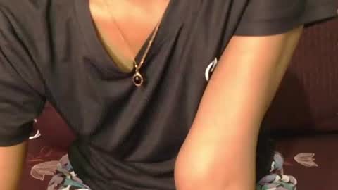 Snapshot of magic_door_open chatting on 6, 10, 2025 magic door open online show from 6, 10, 2025