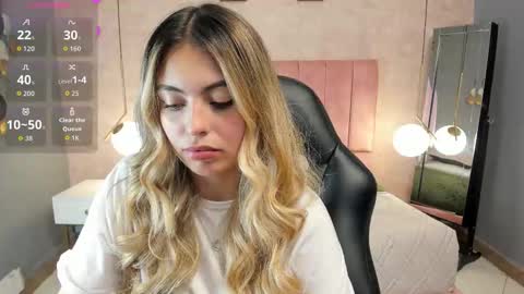 Snapshot of magic_fernanda chatting on 17, 10, 2025 Fer online show from 17, 10, 2025