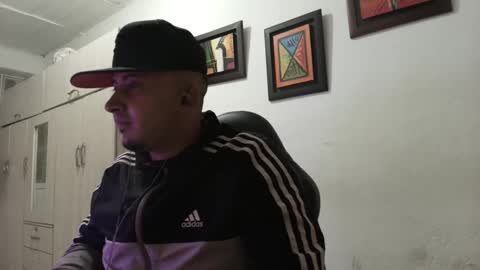 Snapshot of magic_milk23 chatting on 25, 9, 2025 magic_milk23 online show from 25, 9, 2025