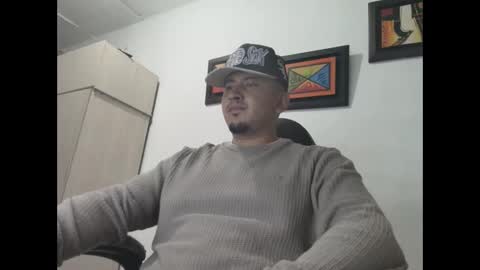 Snapshot of magic_milk23 chatting on 17, 10, 2025 magic_milk23 online show from 17, 10, 2025