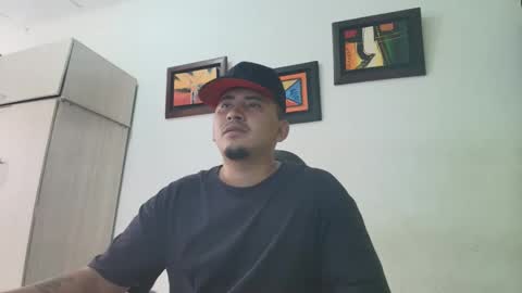 Snapshot of magic_milk23 chatting on 18, 11, 2025 magic_milk23 online show from 18, 11, 2025