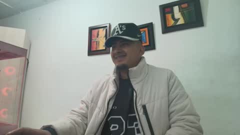 Snapshot of magic_milk23 chatting on 27, 11, 2025 magic_milk23 online show from 27, 11, 2025