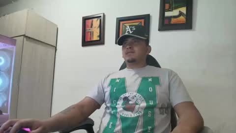 Snapshot of magic_milk23 chatting on 14, 12, 2025 magic_milk23 online show from 14, 12, 2025