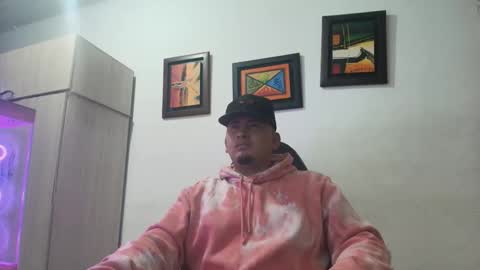 Snapshot of magic_milk23 chatting on 8, 1, 2026 magic_milk23 online show from 8, 1, 2026