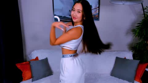 magic_phoenix online show from 22, 1, 2025