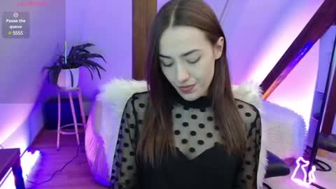 Zooey online show from 28, 2, 2025