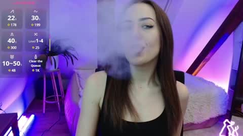 Zooey online show from 10, 3, 2025