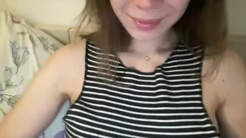 magicgirl50053 online show from 23, 4, 2026