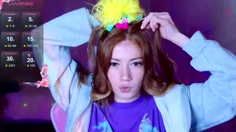 Snapshot of magicladyy chatting on 30, 9, 2025 Angel online show from 30, 9, 2025