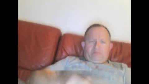 Snapshot of magicman250 chatting on 12, 9, 2025 magicman250 online show from 12, 9, 2025