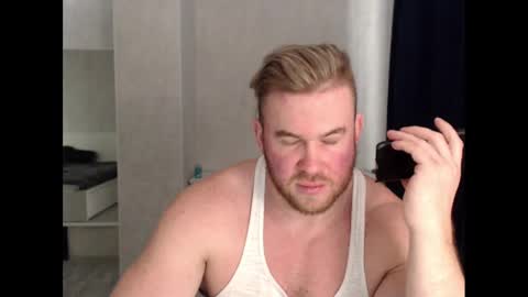 Snapshot of magicmax2017 chatting on 18, 2, 2025 magicmax2017 online show from 18, 2, 2025