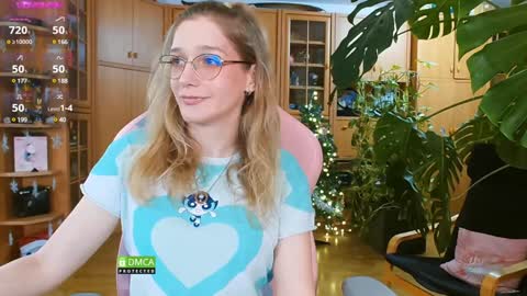 Nicole online show from 7, 1, 2025