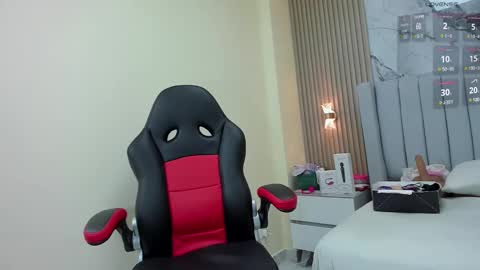 magievans1 online show from 10, 2, 2025