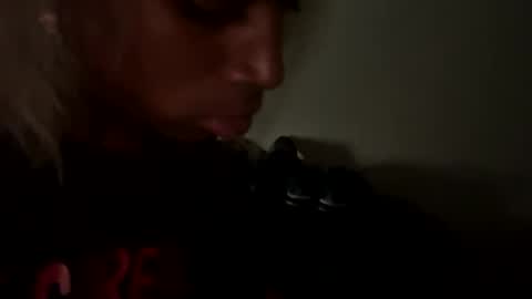 Snapshot of magiicboo chatting on 8, 11, 2025 magiicboo online show from 8, 11, 2025