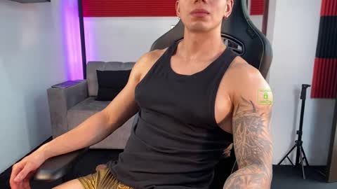 Snapshot of magnus_savage chatting on 6, 5, 2026 If you want me to use the Lovense please let me know -- online show from 6, 5, 2026