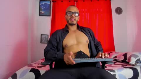 Magnusclark online show from 11, 11, 2025