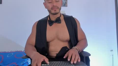 Magnusclark online show from 7, 5, 2026