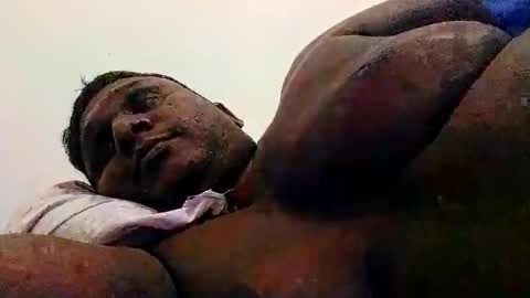 Snapshot of maheel84 chatting on 5, 11, 2025 maheel84 online show from 5, 11, 2025