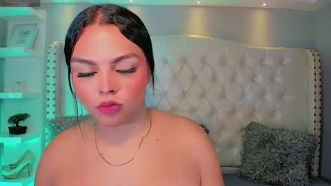 Snapshot of maia_hotts chatting on 8, 6, 2026 CamiiGarcia online show from 8, 6, 2026