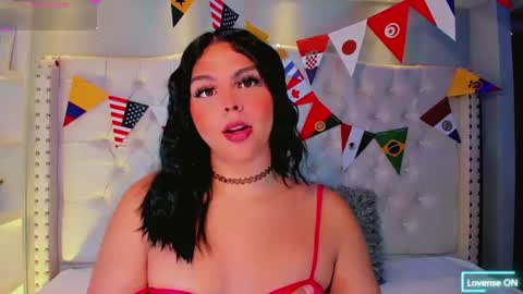 Snapshot of maia_hotts chatting on 15, 6, 2026 CamiiGarcia online show from 15, 6, 2026