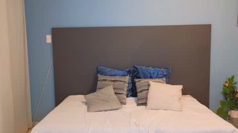 Maiaa Ruiz  online show from 9, 1, 2025