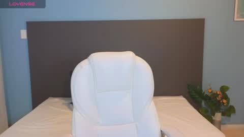 Maiaa Ruiz  online show from 27, 2, 2025