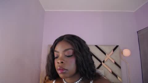 Maia Charris online show from 7, 5, 2026