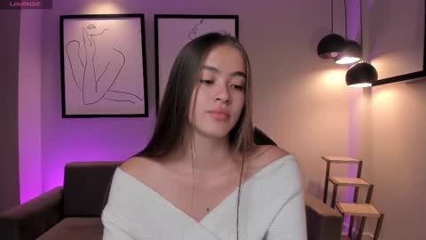 Snapshot of maiacollins chatting on 10, 10, 2025  Maia  online show from 10, 10, 2025
