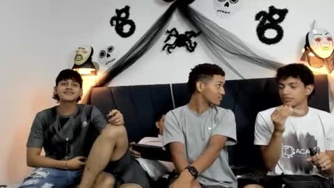 Snapshot of maicol_cum23 chatting on 19, 10, 2025 maicol_cum23 online show from 19, 10, 2025