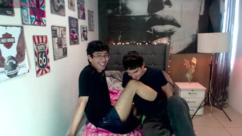 Snapshot of maik_x_dave chatting on 17, 10, 2025 MAIK AND DAVE online show from 17, 10, 2025