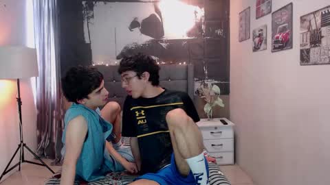 Snapshot of maik_x_dave chatting on 11, 11, 2025 MAIK AND DAVE online show from 11, 11, 2025