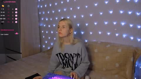 Your kitty online show from 11, 2, 2025