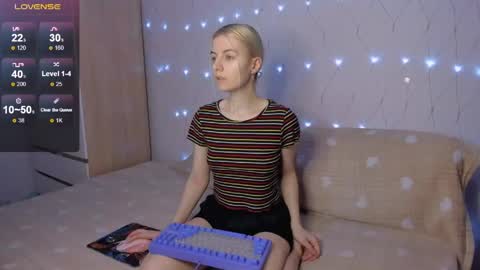 Snapshot of mailin_harrington chatting on 10, 5, 2026 Your kitty online show from 10, 5, 2026