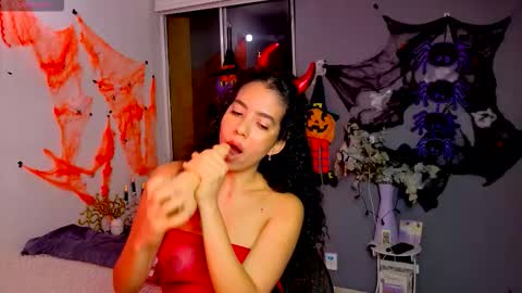   Lauu online show from 29, 10, 2025